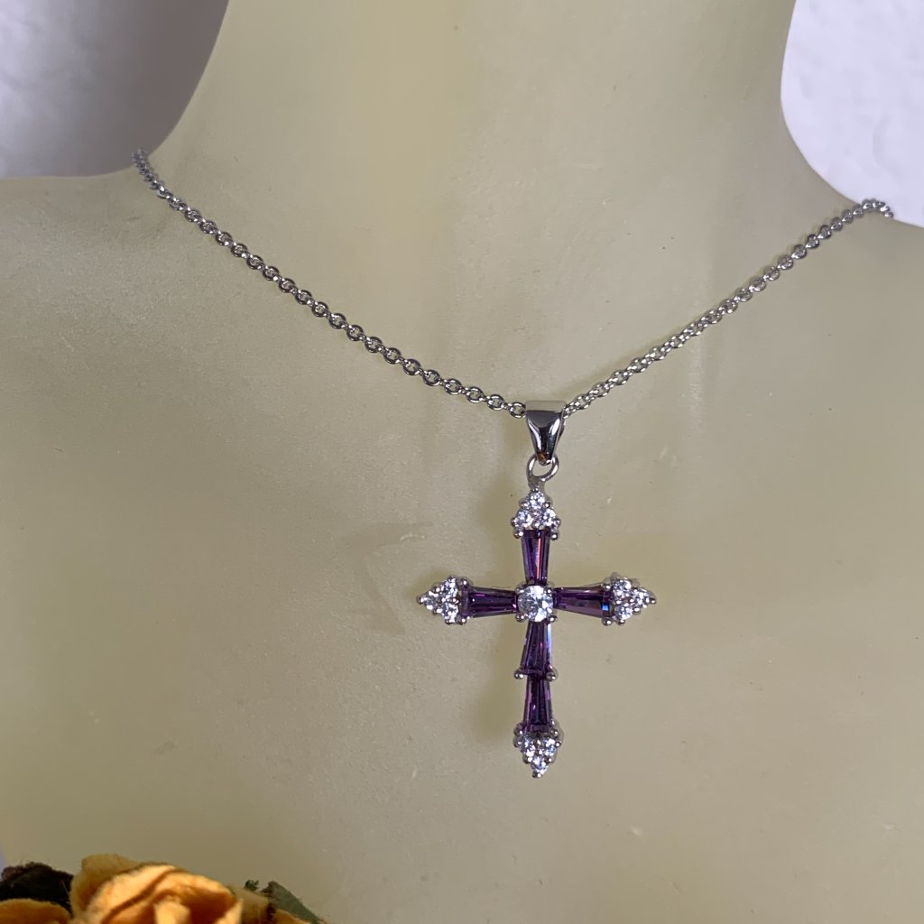 New Real 925 Silver And Cubic Zirconia Cross Pendant Silver Tone Chain 22$